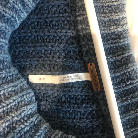 Sweater - Picture 3 of 3